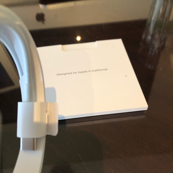 Apple cord - Picture 4 of 4